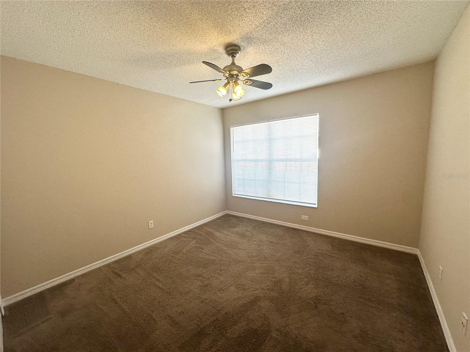 Image 27 of 47 For 12553 Beacontree Way