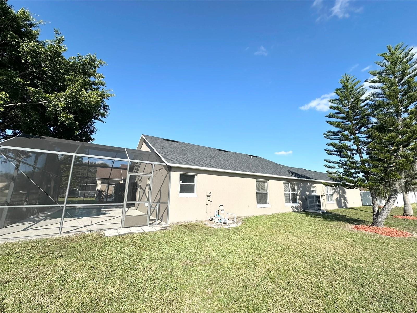 Image 42 of 47 For 12553 Beacontree Way