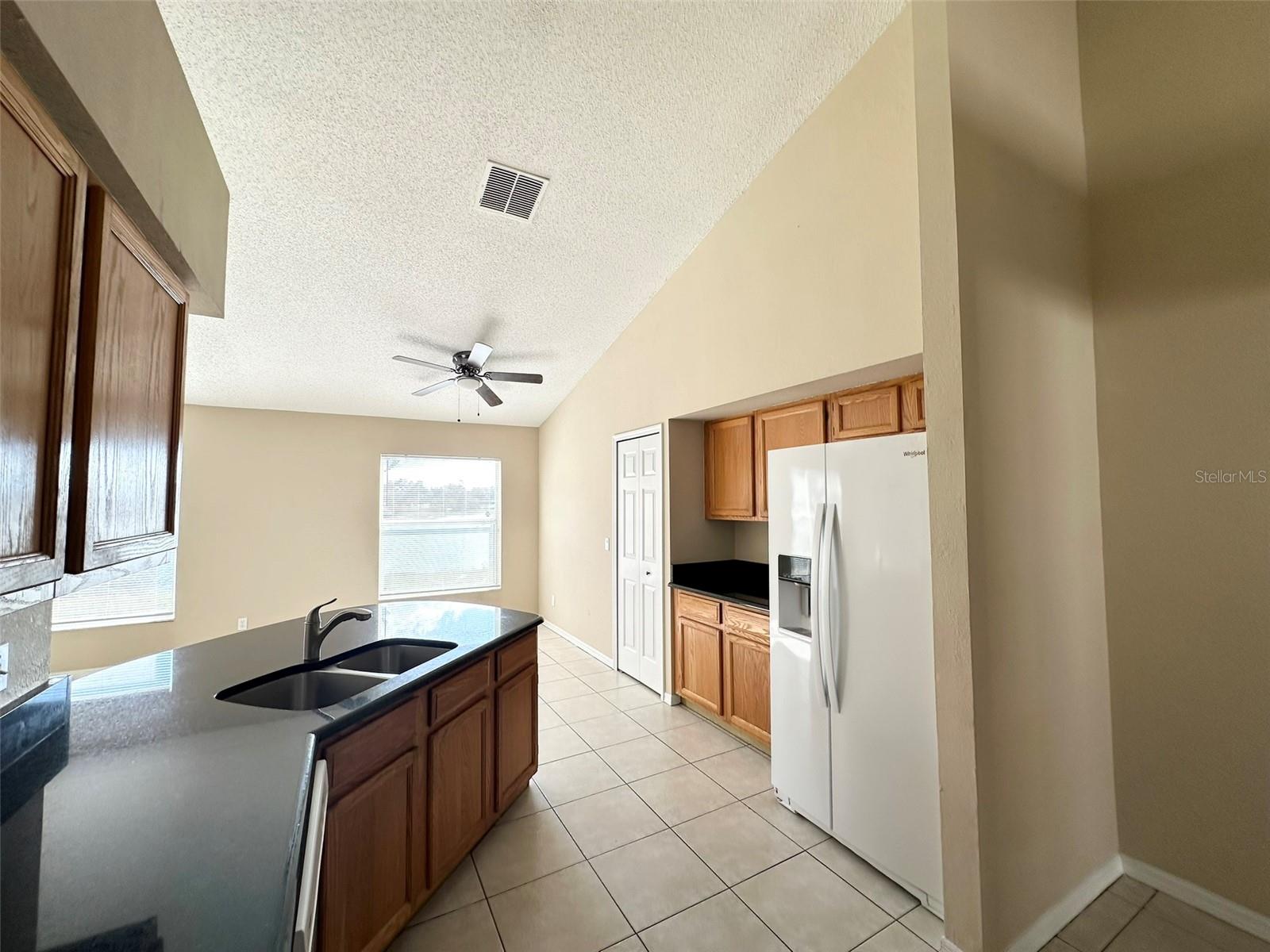 Image 9 of 47 For 12553 Beacontree Way