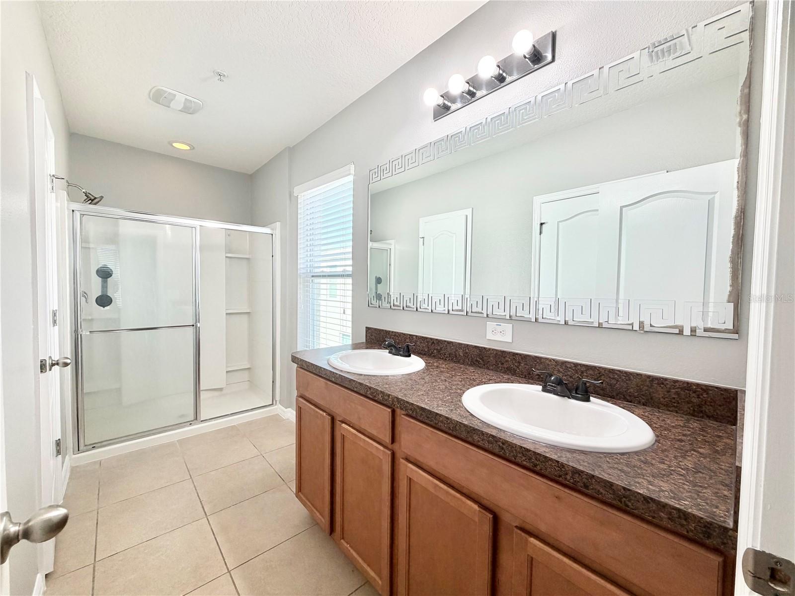 Image 14 of 22 For 3520 Seneca Club Loop 51 (unit A