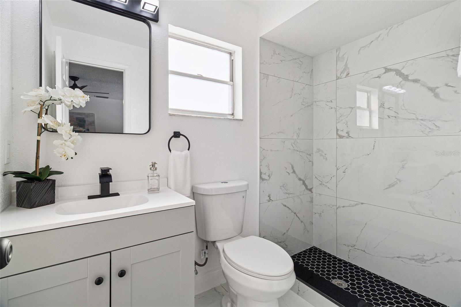 Image 11 of 25 For 2209 Spring Circle