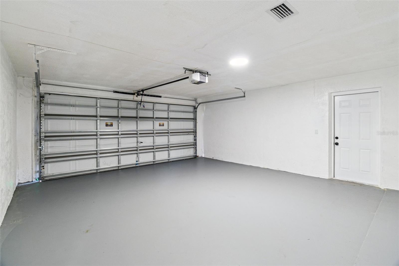 Image 15 of 25 For 2209 Spring Circle