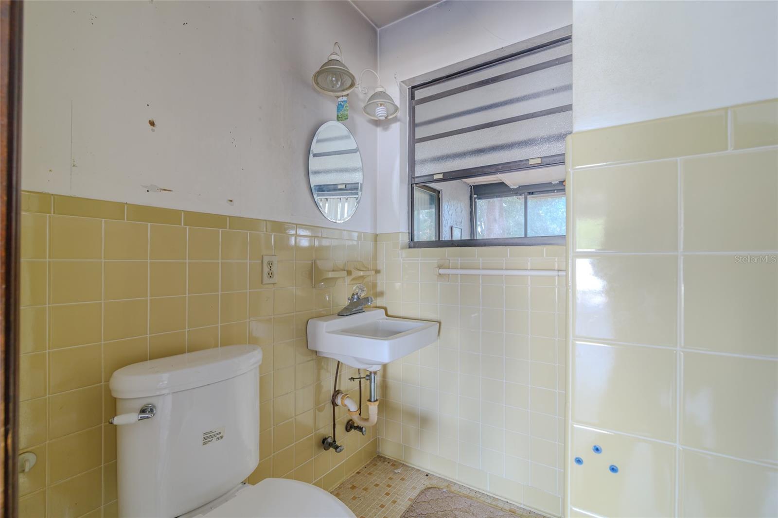 Image 20 of 50 For 9140 155th Place