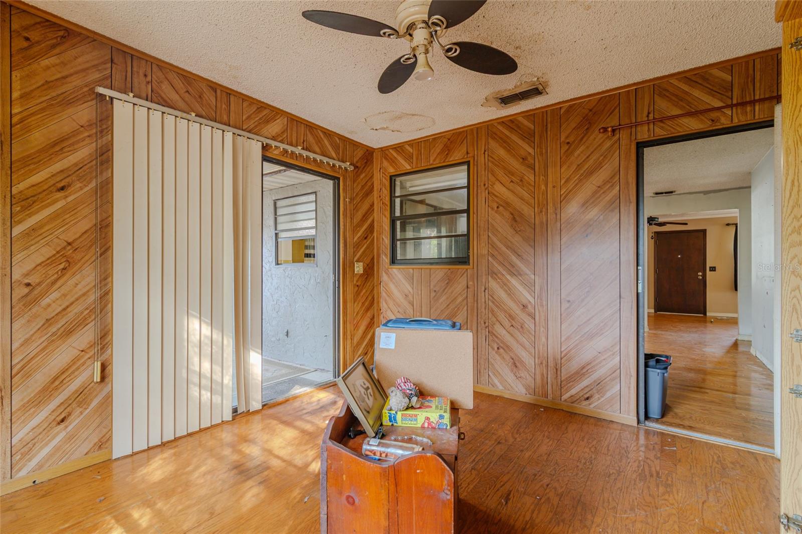 Image 31 of 50 For 9140 155th Place