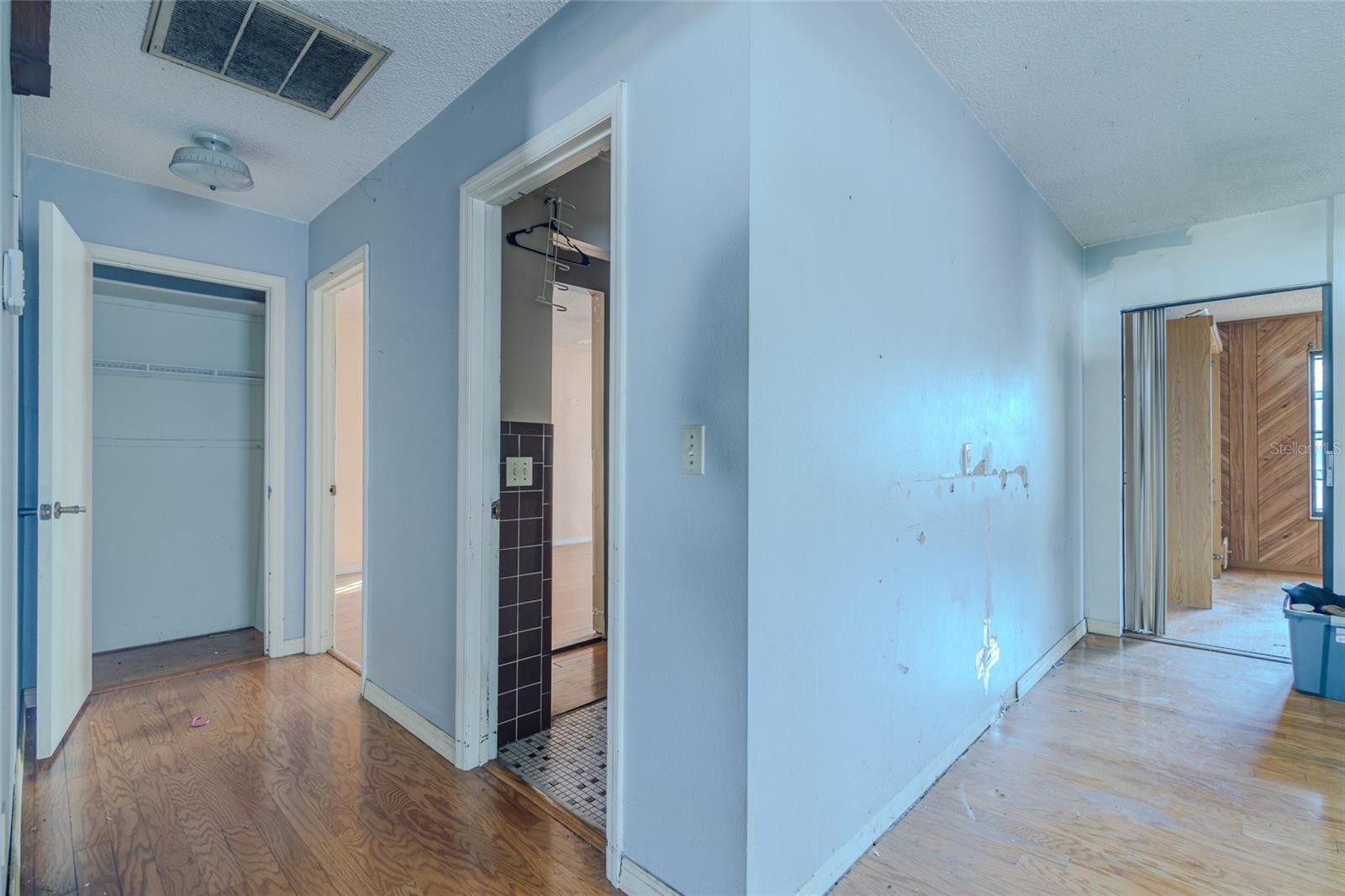 Image 35 of 50 For 9140 155th Place