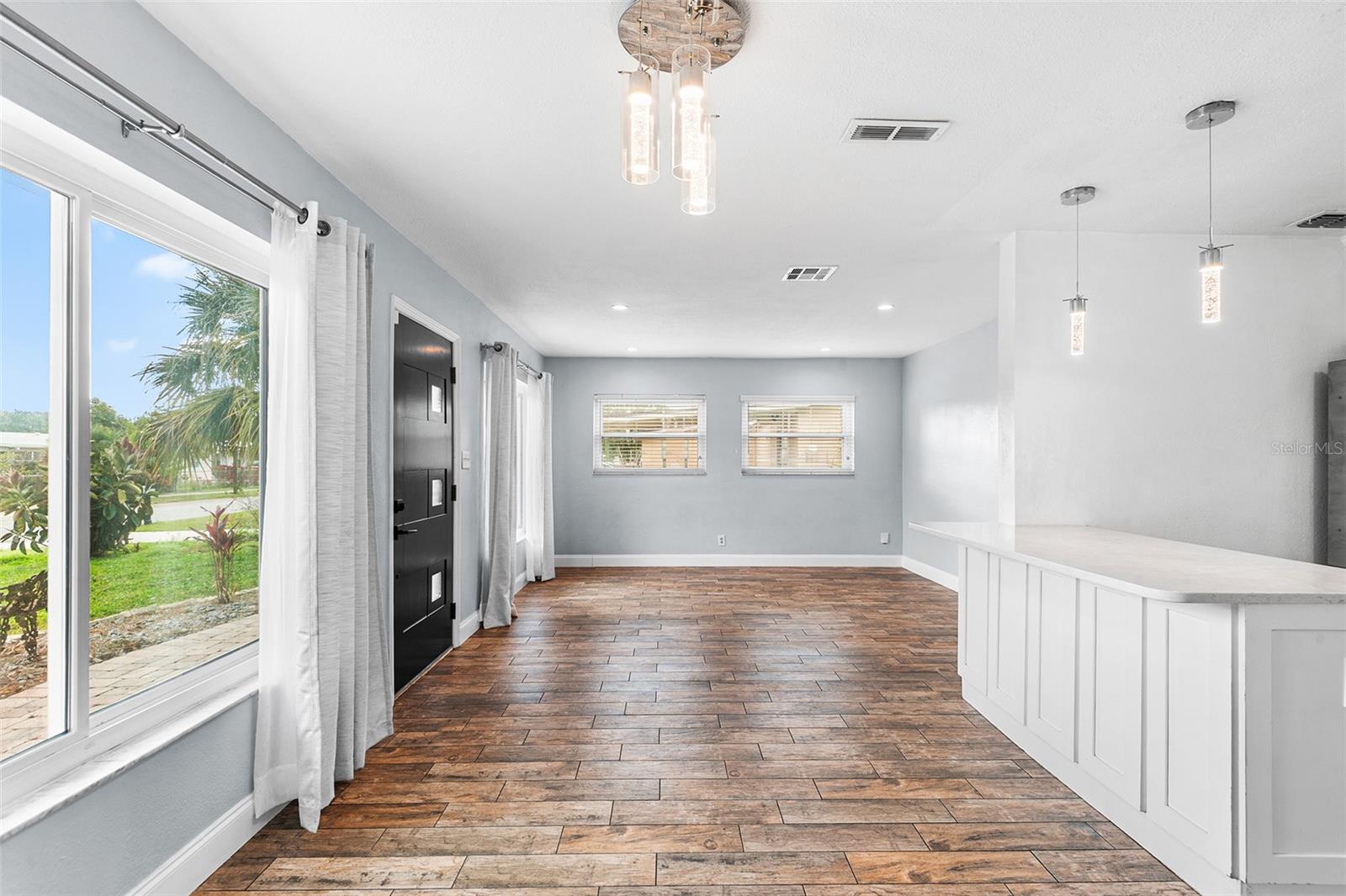 Image 11 of 28 For 7606 Cassino Avenue