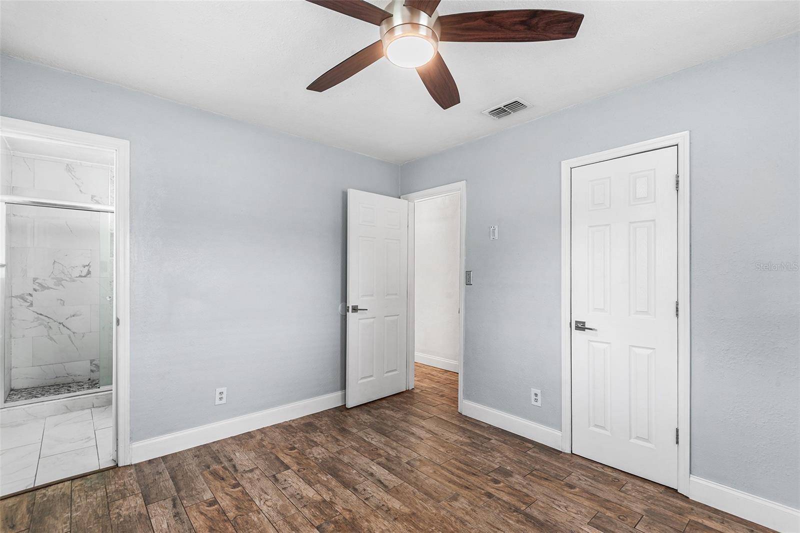 Image 20 of 28 For 7606 Cassino Avenue