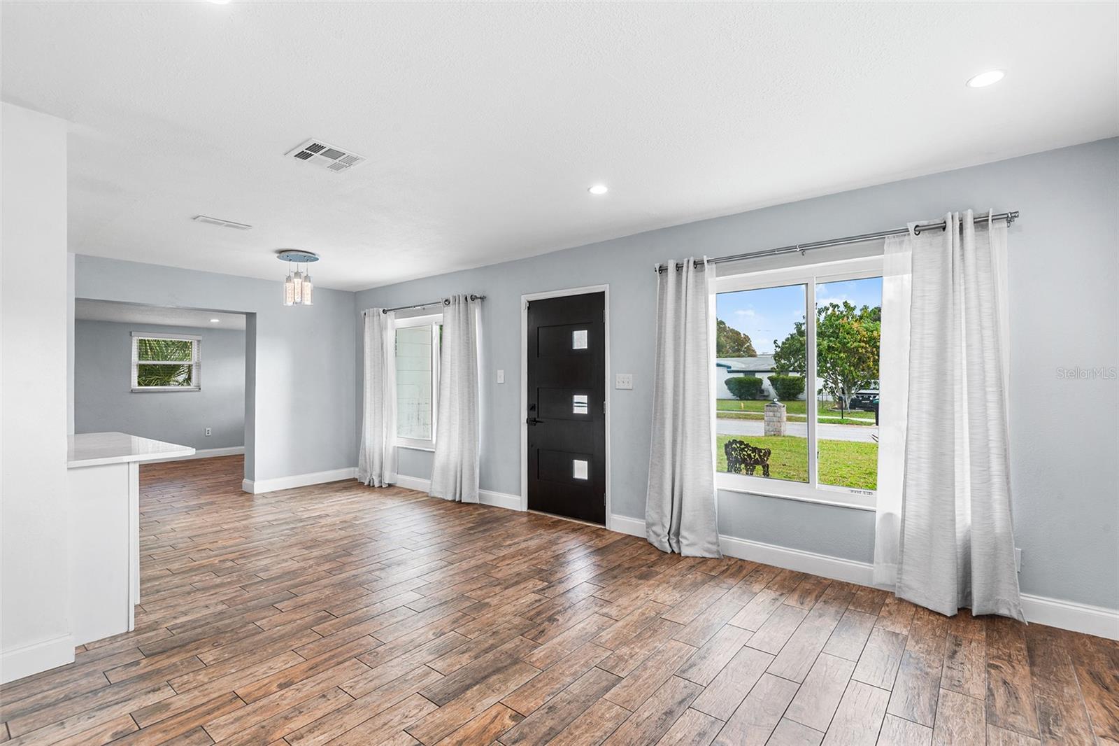 Image 3 of 28 For 7606 Cassino Avenue