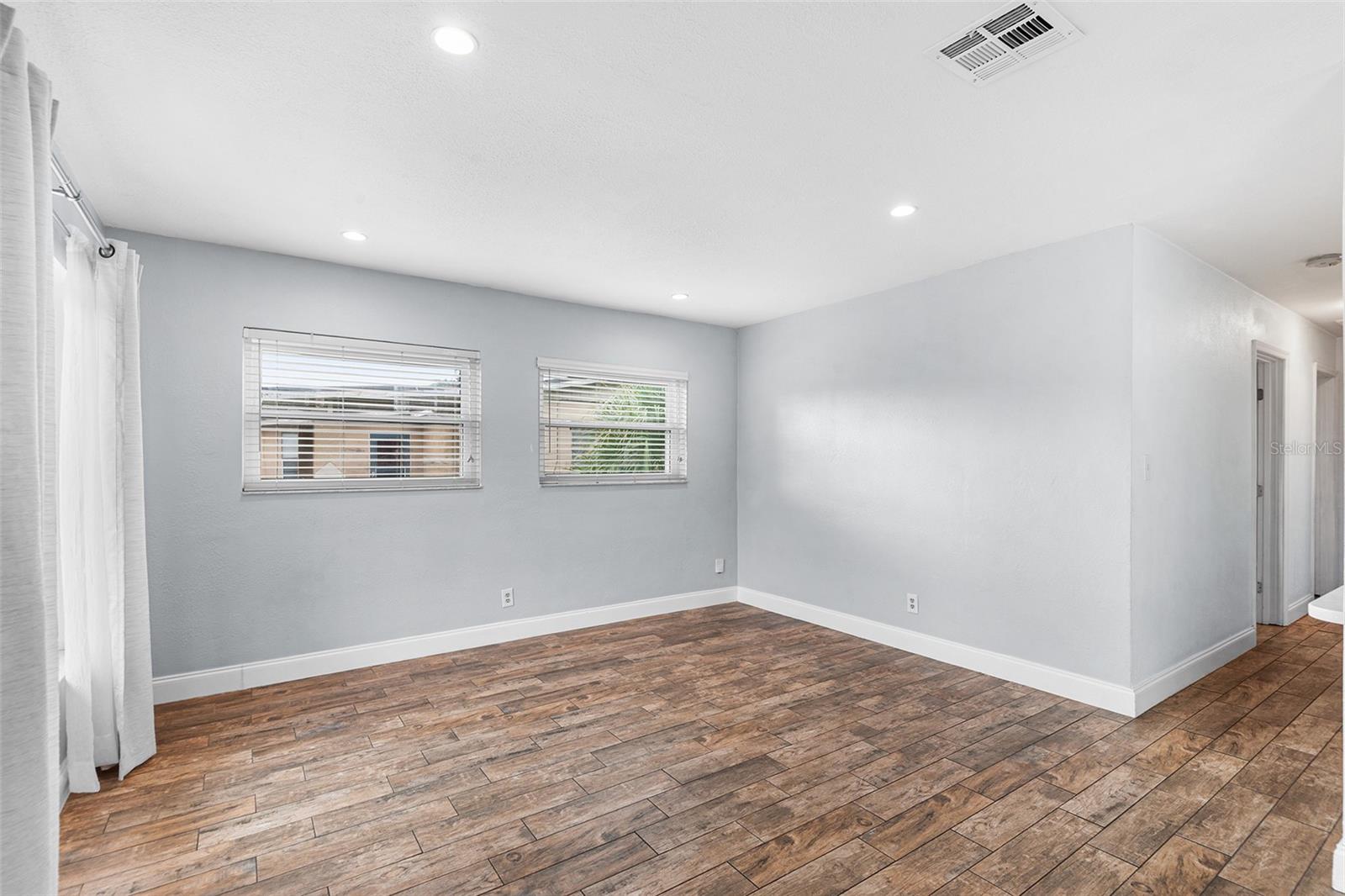 Image 8 of 28 For 7606 Cassino Avenue