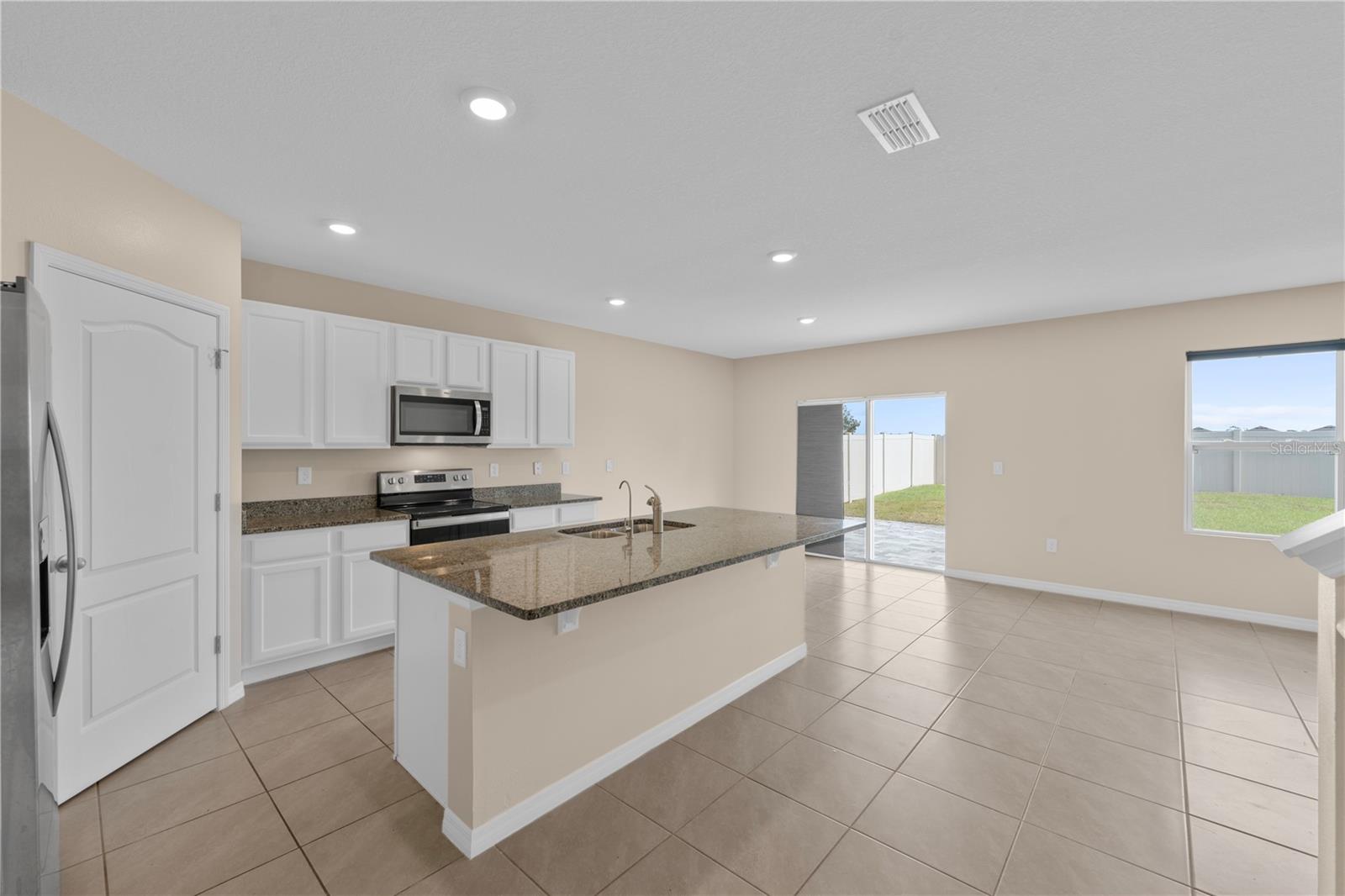 Image 10 of 35 For 1461 Olive Court