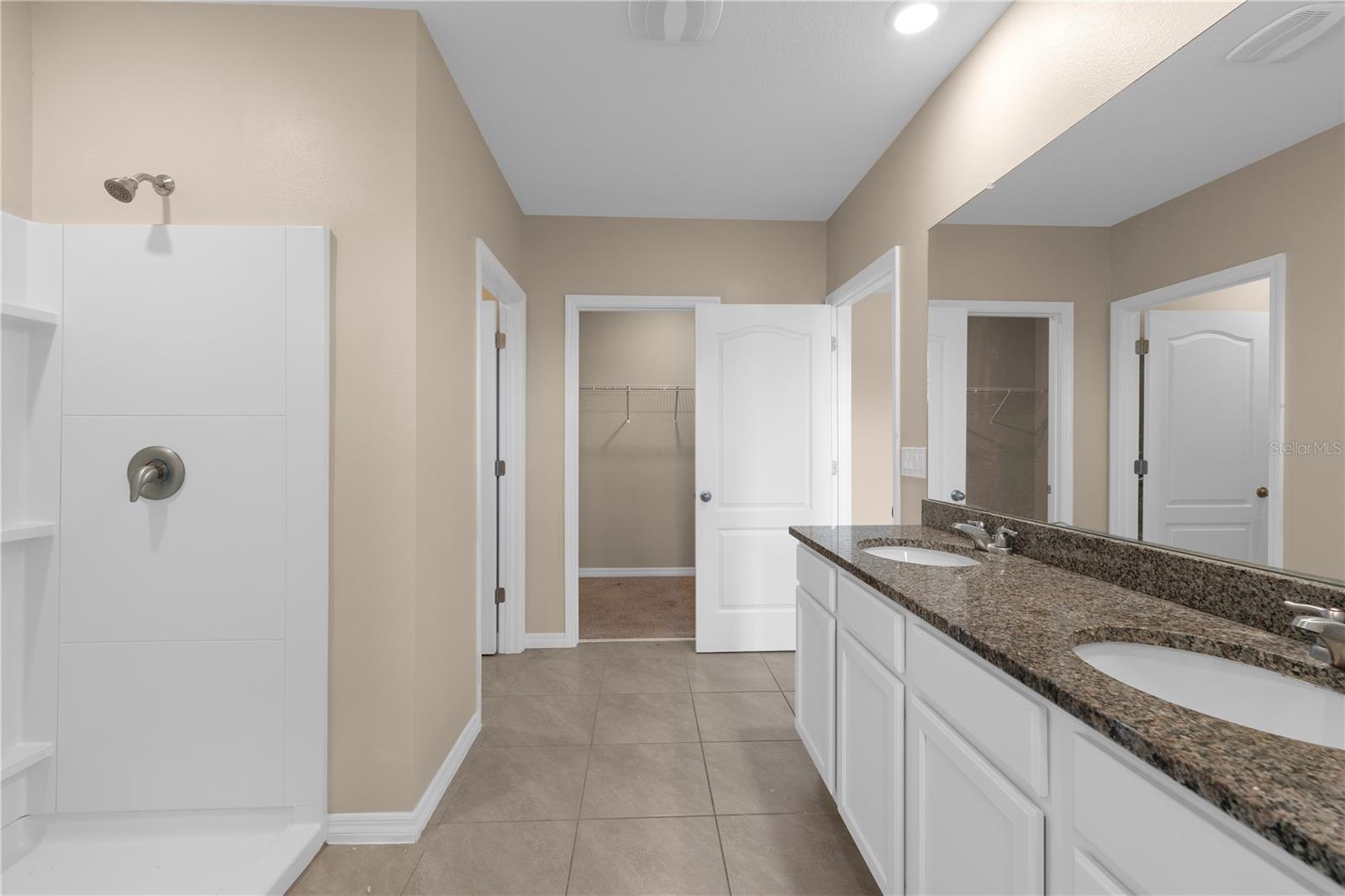 Image 24 of 35 For 1461 Olive Court