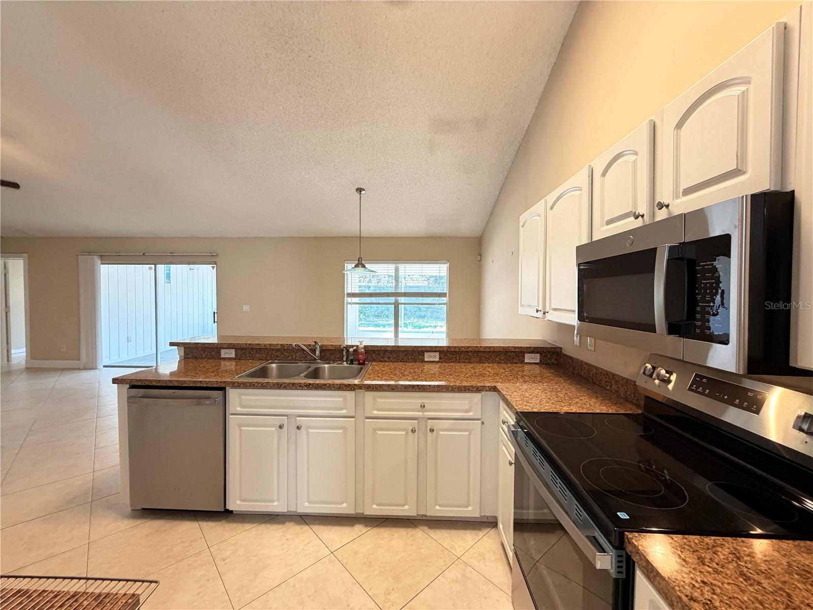 Image 8 of 22 For 603 Herons Nest Court