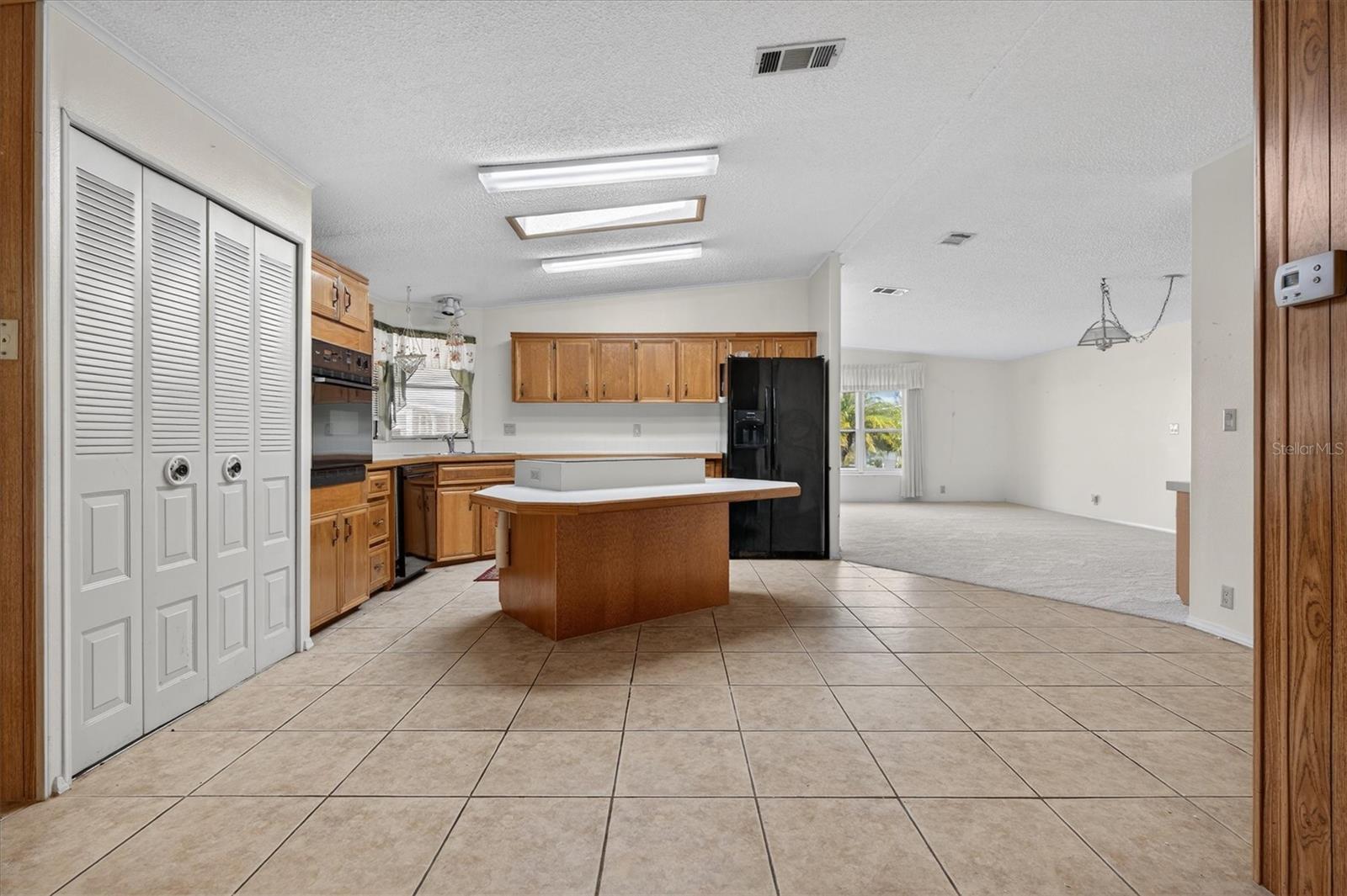 Image 12 of 38 For 6399 Lolly Bay Loop Ne