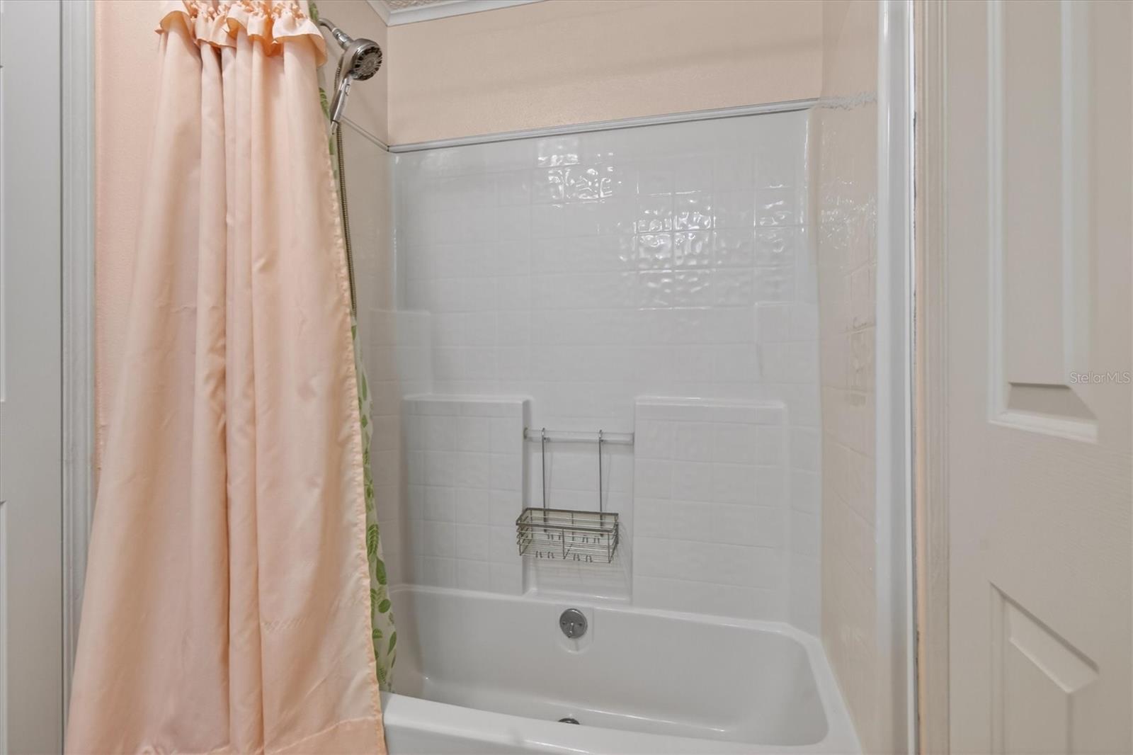 Image 24 of 38 For 6399 Lolly Bay Loop Ne