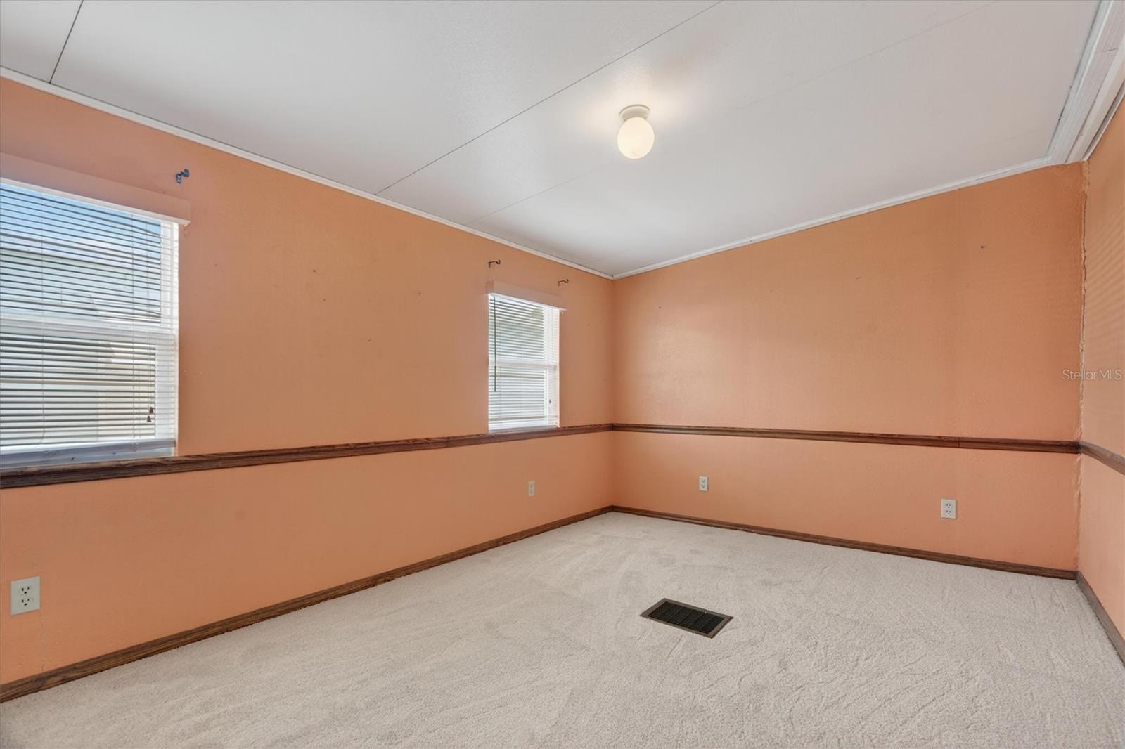 Image 26 of 38 For 6399 Lolly Bay Loop Ne