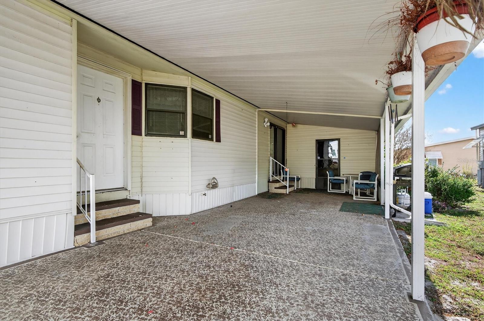 Image 30 of 38 For 6399 Lolly Bay Loop Ne