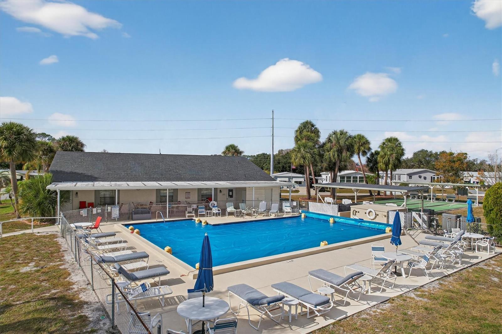 Image 32 of 38 For 6399 Lolly Bay Loop Ne