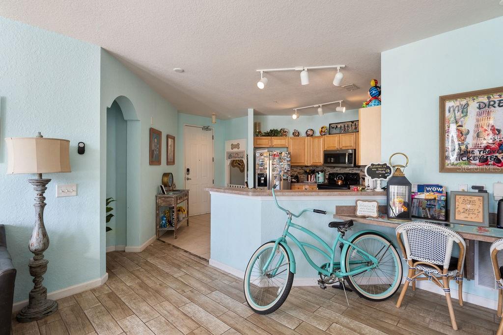 Image 4 of 23 For 302 Terrace Ridge Circle 302