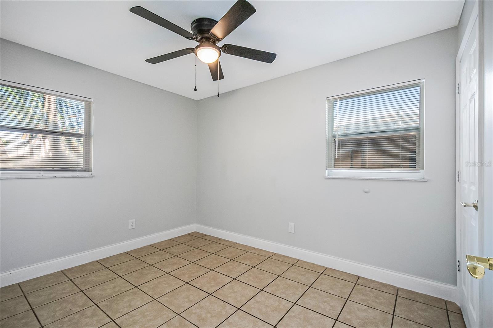 Image 21 of 30 For 21 Celeste Street