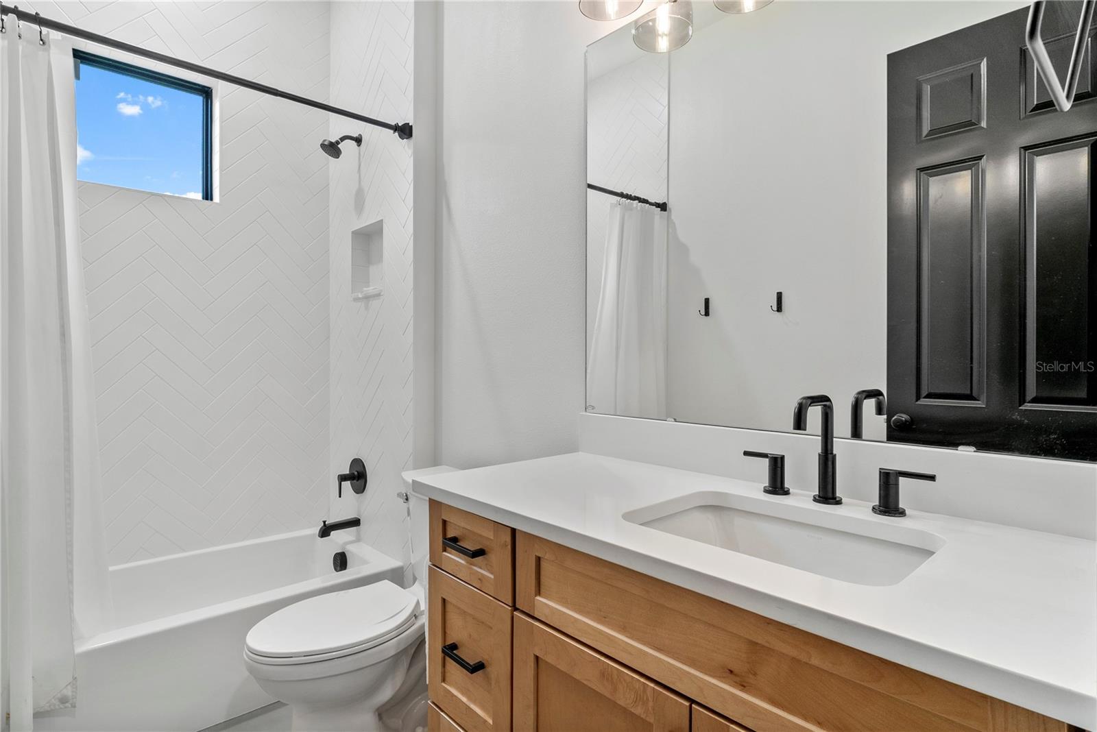 Image 29 of 41 For 4428 Shirley Shores Road