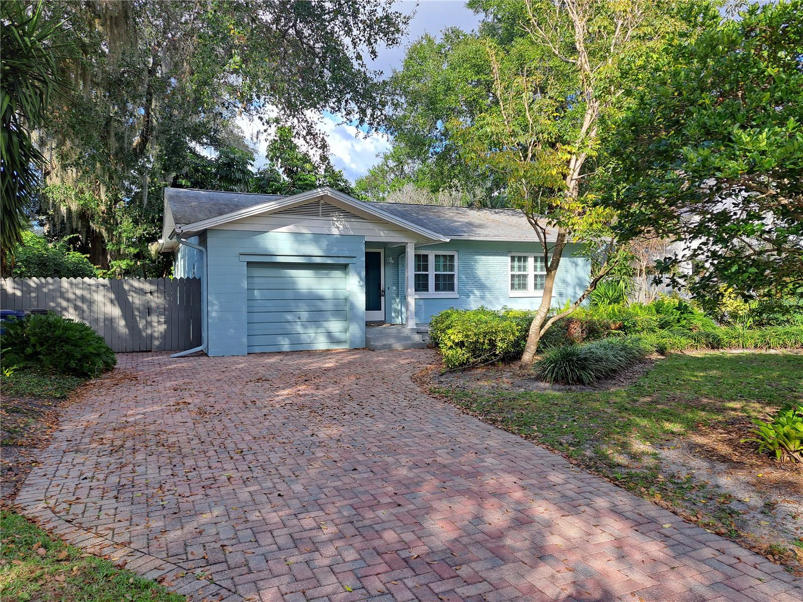 Image 6 of 50 For 1835 Edwin Boulevard