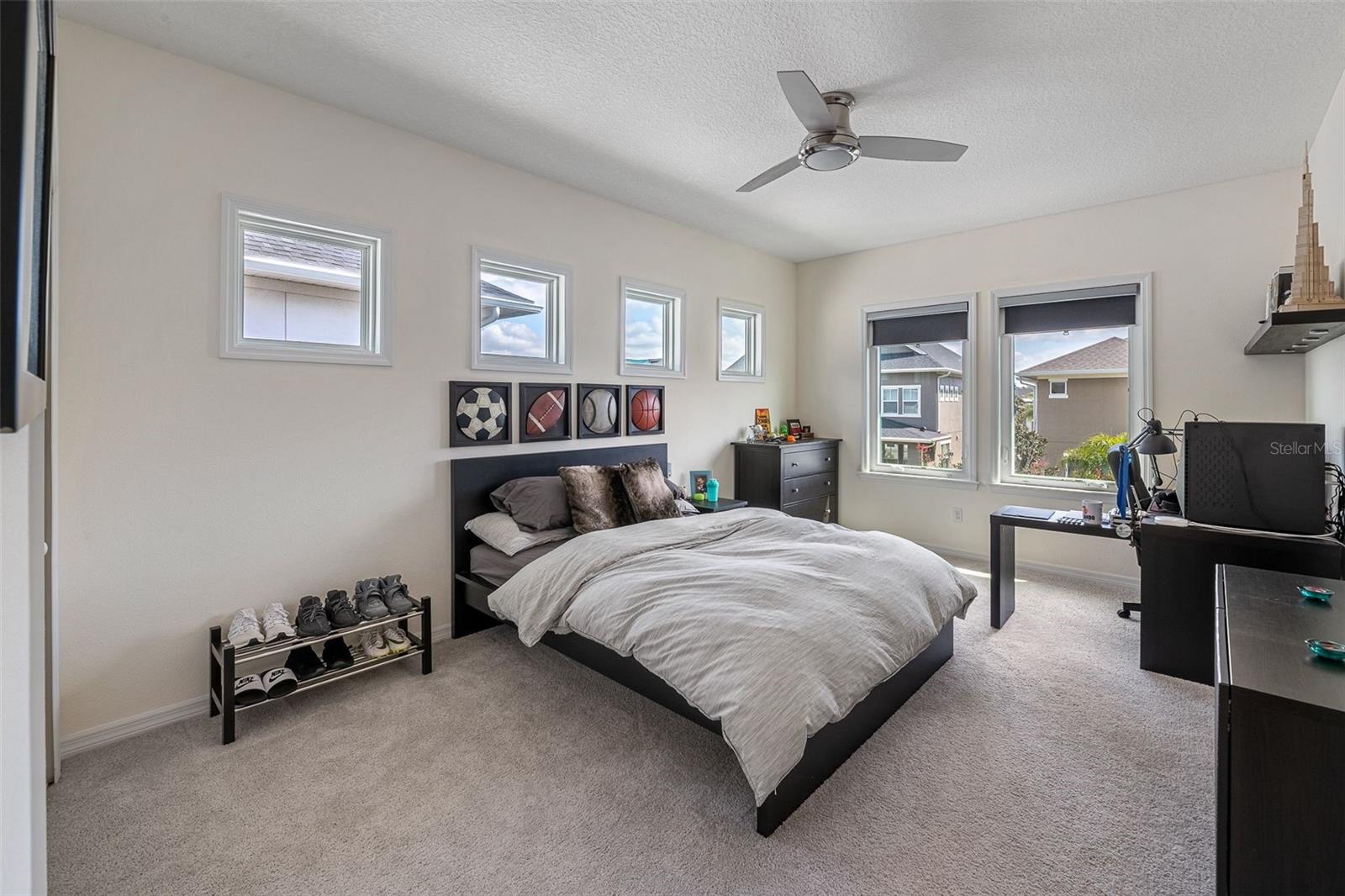 Image 28 of 49 For 12527 Bovet Avenue