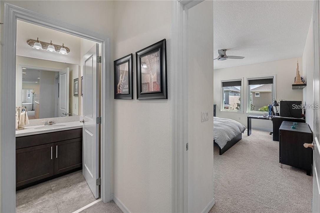 Image 29 of 49 For 12527 Bovet Avenue