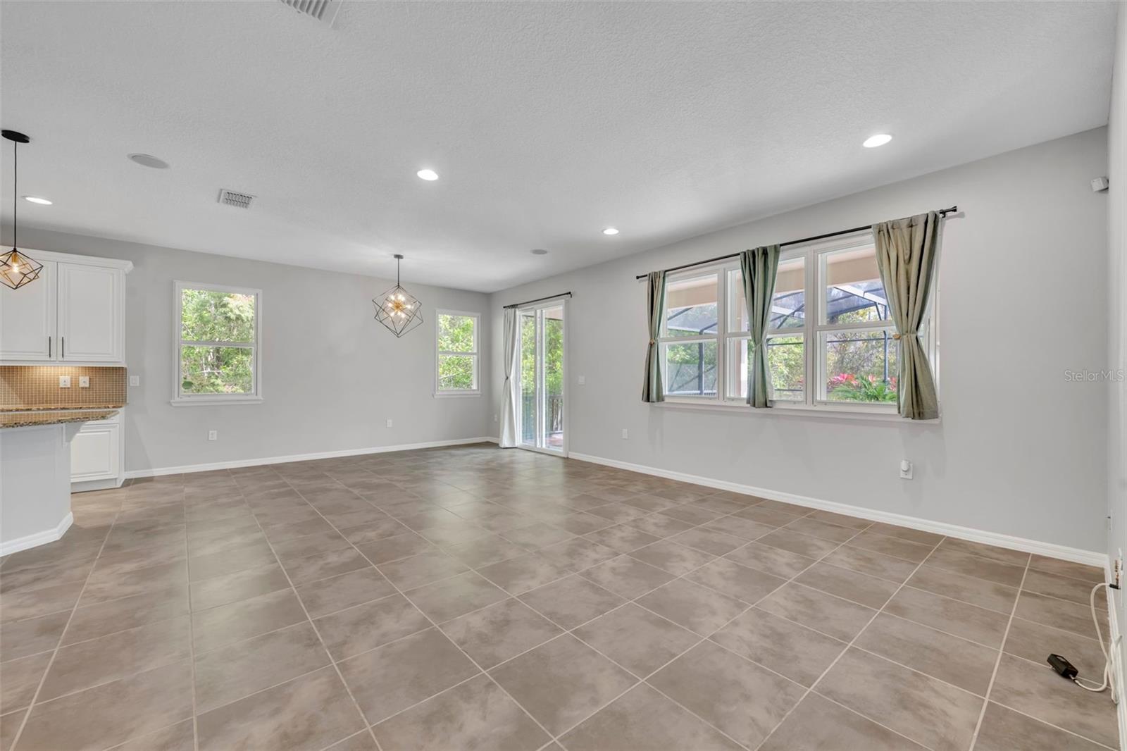 Image 16 of 36 For 8013 Bowery Drive