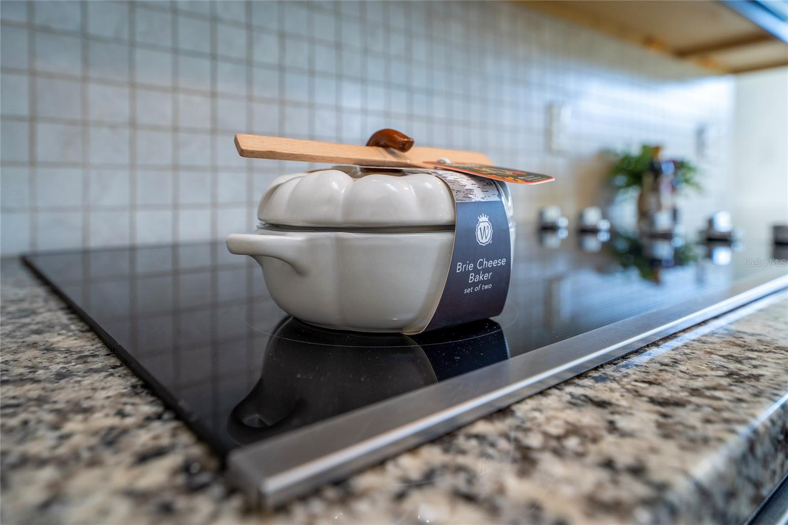 Image 11 of 43 For 247 Domus Lane