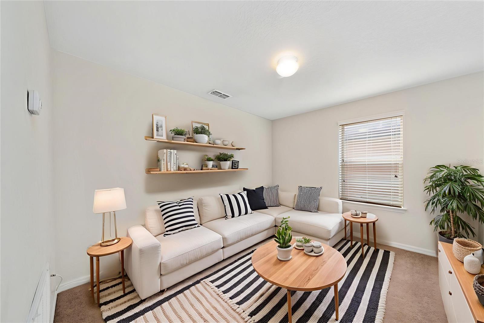 Image 23 of 43 For 247 Domus Lane