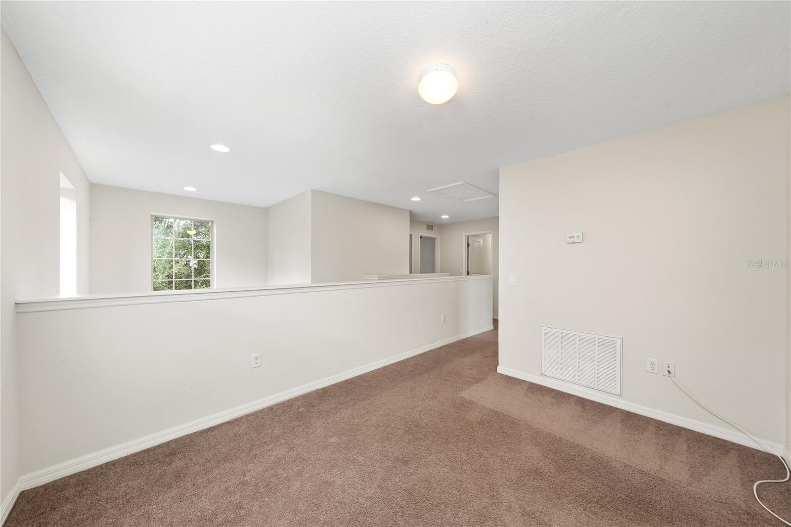 Image 25 of 43 For 247 Domus Lane