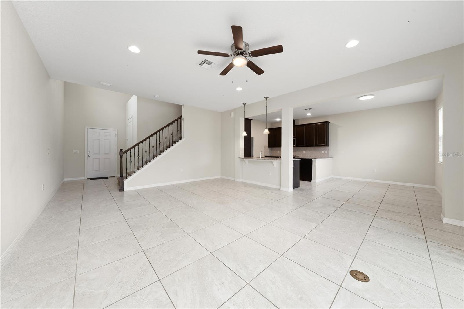 Image 7 of 43 For 247 Domus Lane