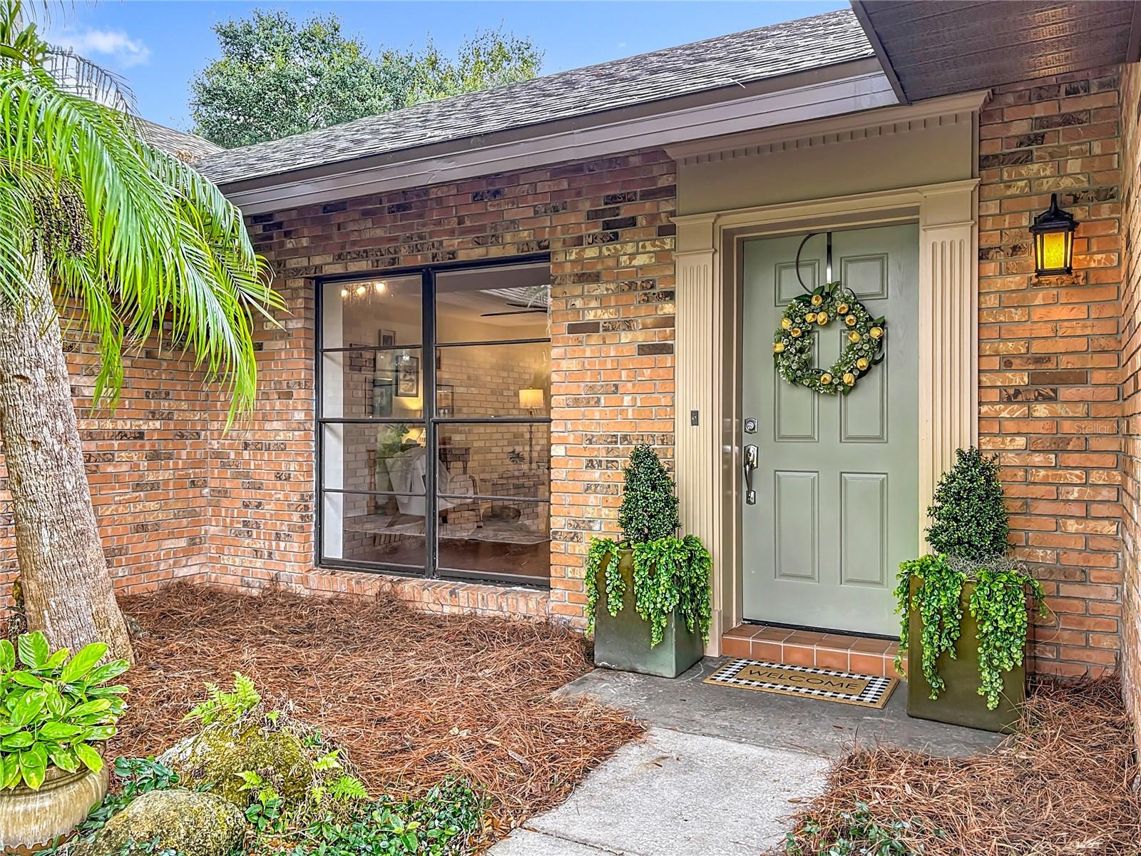 Image 5 of 40 For 1840 Sussex Drive