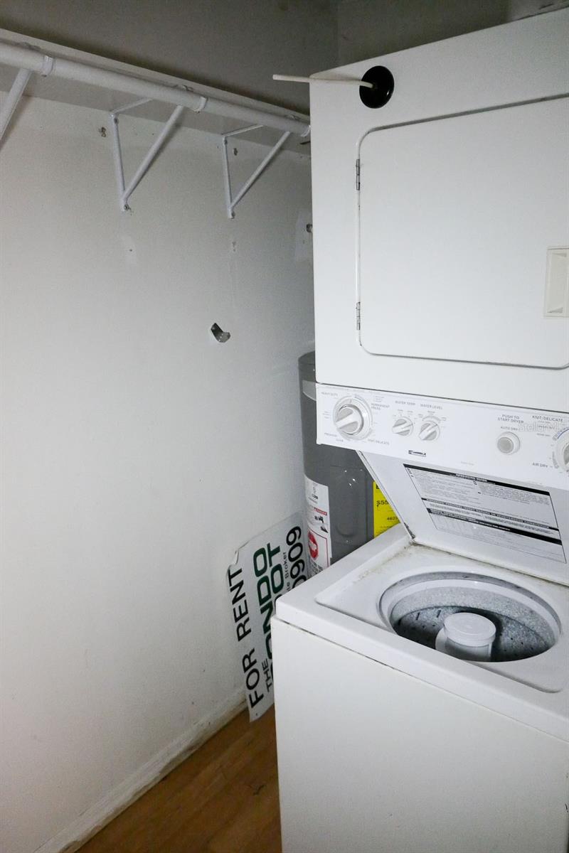 Image 11 of 21 For 117 Crown Point Cir  5l