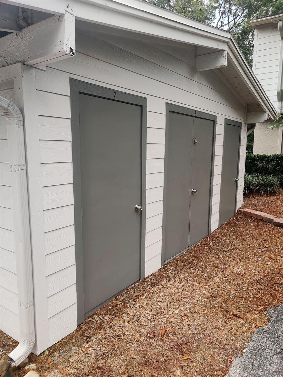 Image 19 of 21 For 117 Crown Point Cir  5l