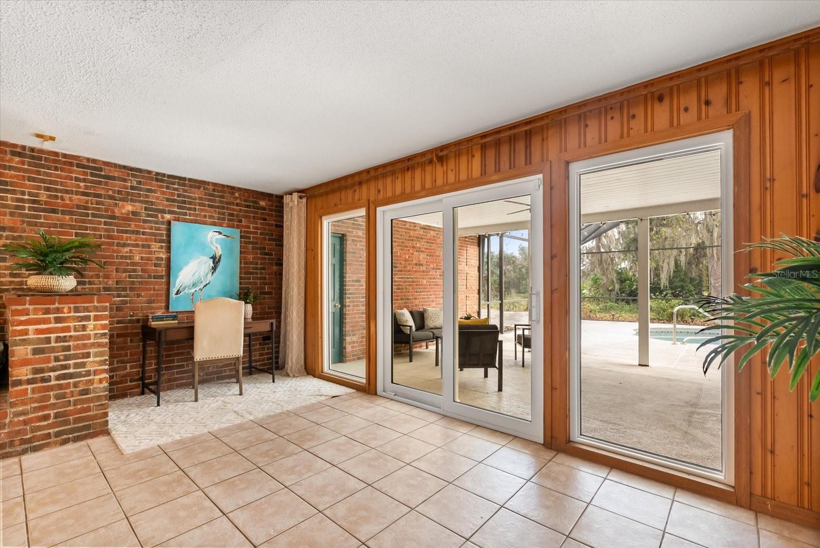 Image 21 of 43 For 536 Sir Arthur Court