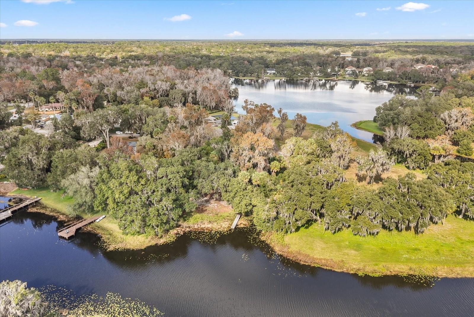 Image 23 of 43 For 536 Sir Arthur Court