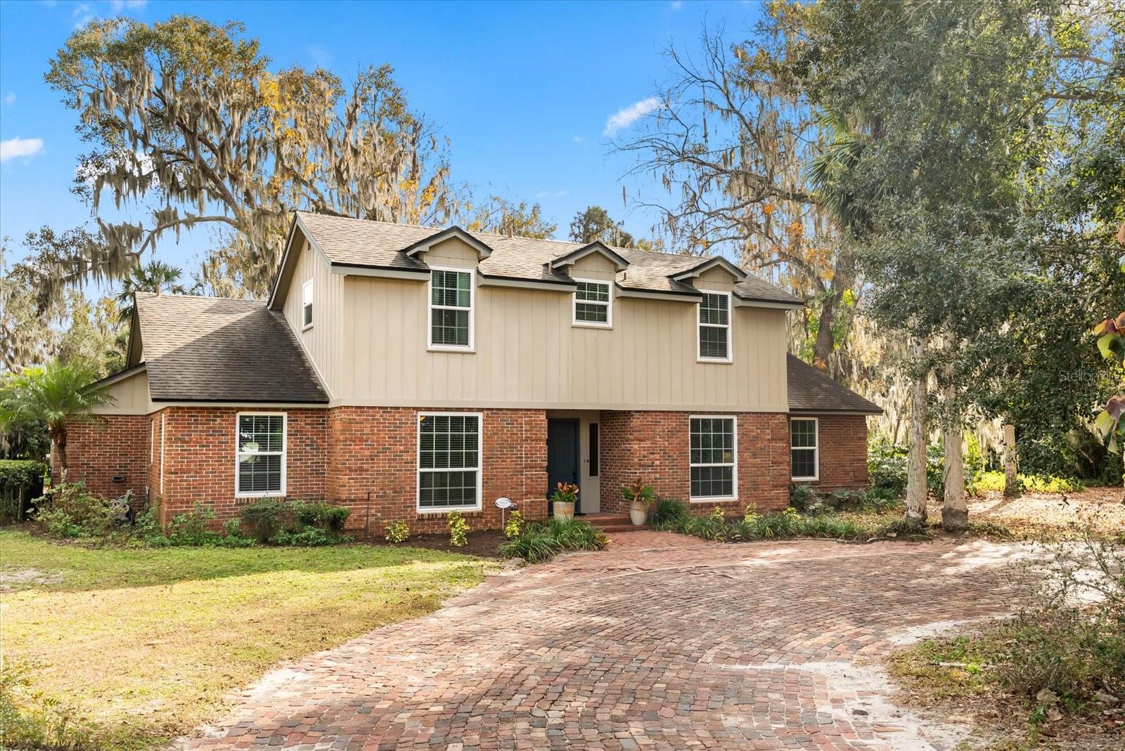 Image 33 of 43 For 536 Sir Arthur Court