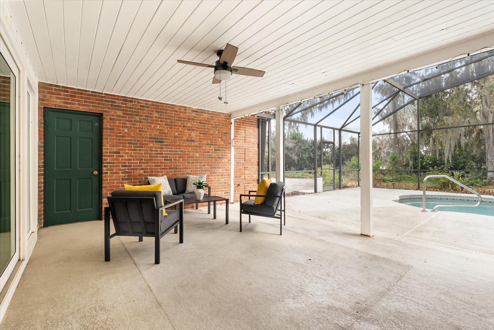 Image 39 of 43 For 536 Sir Arthur Court