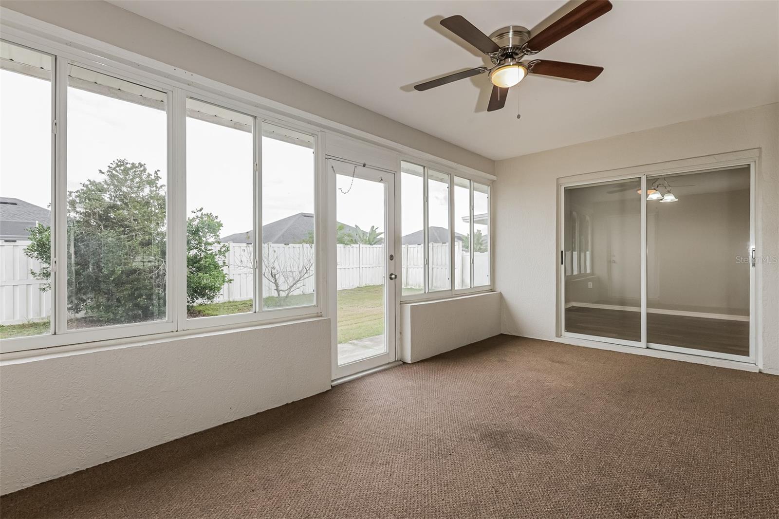 Image 11 of 21 For 7519 Floral Circle E