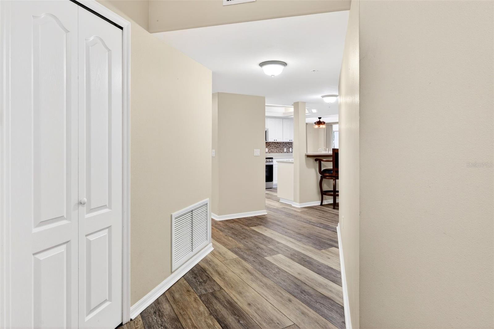 Image 12 of 52 For 821 Del Rio Way 301