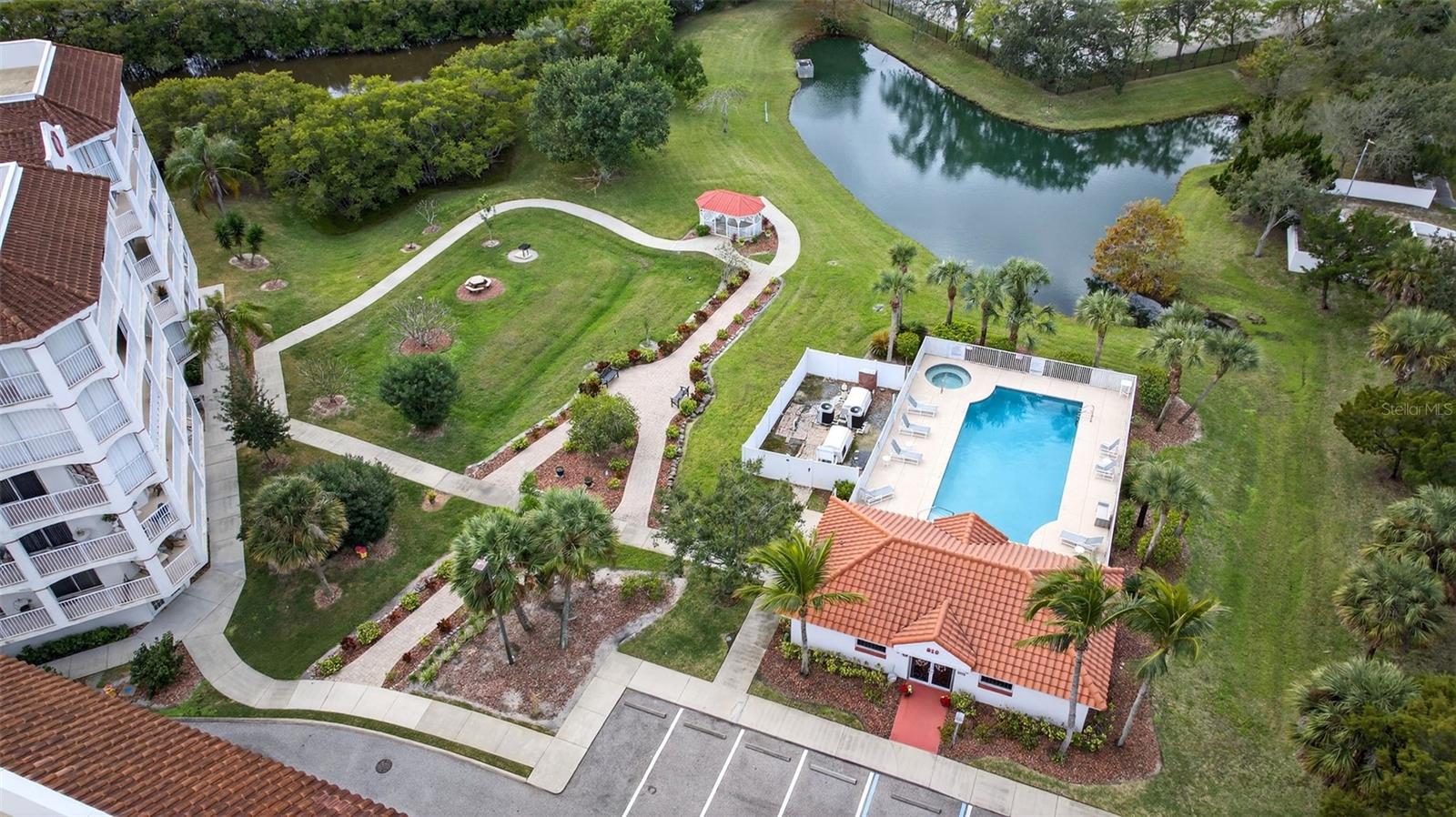 Image 40 of 52 For 821 Del Rio Way 301