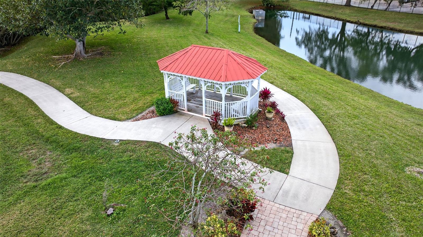 Image 43 of 52 For 821 Del Rio Way 301