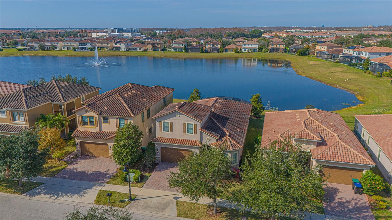 Image 2 of 40 For 13130 Woodford Street