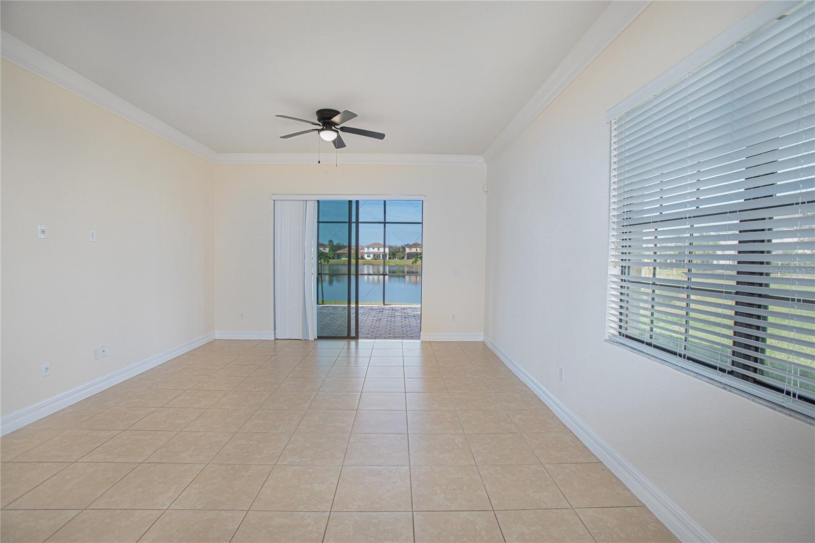 Image 5 of 40 For 13130 Woodford Street