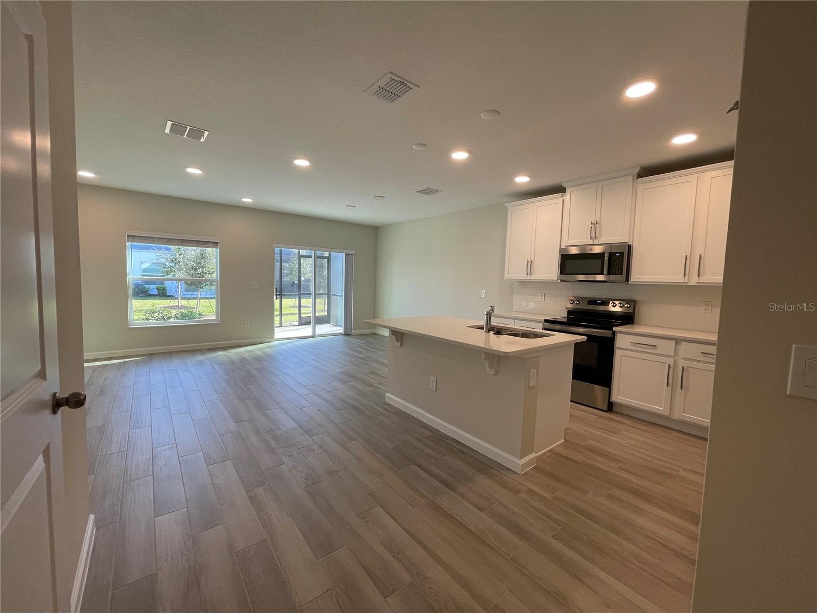 Image 7 of 55 For 5059 Prairie Preserve Run