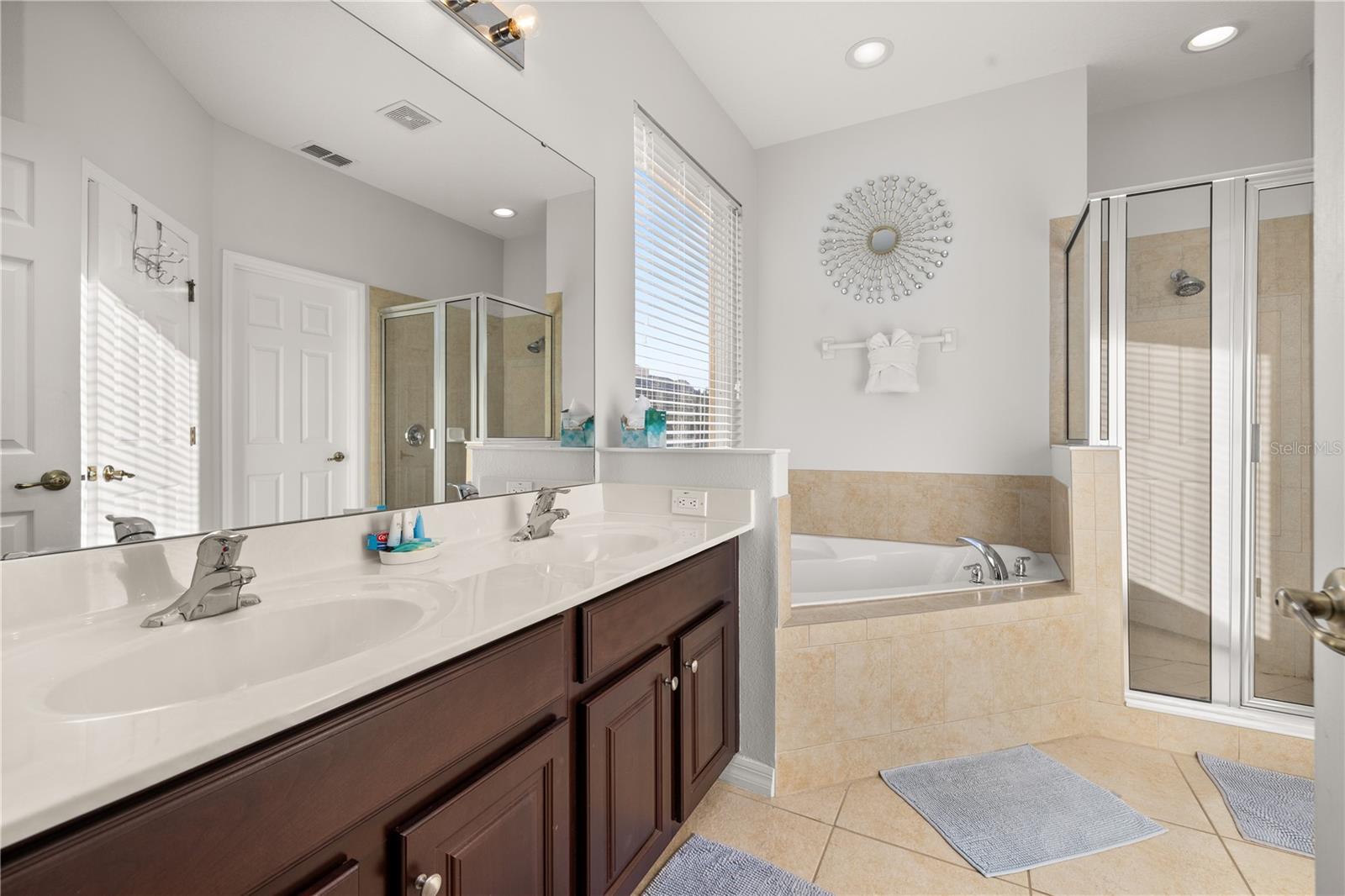 Image 22 of 47 For 115 Yellow Snapdragon Drive