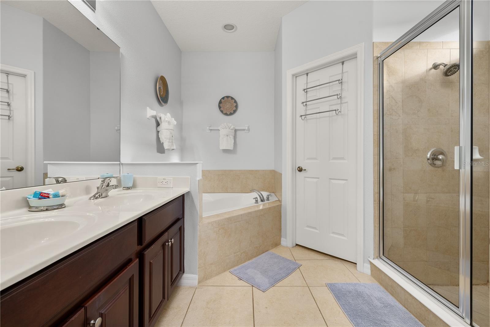 Image 24 of 47 For 115 Yellow Snapdragon Drive