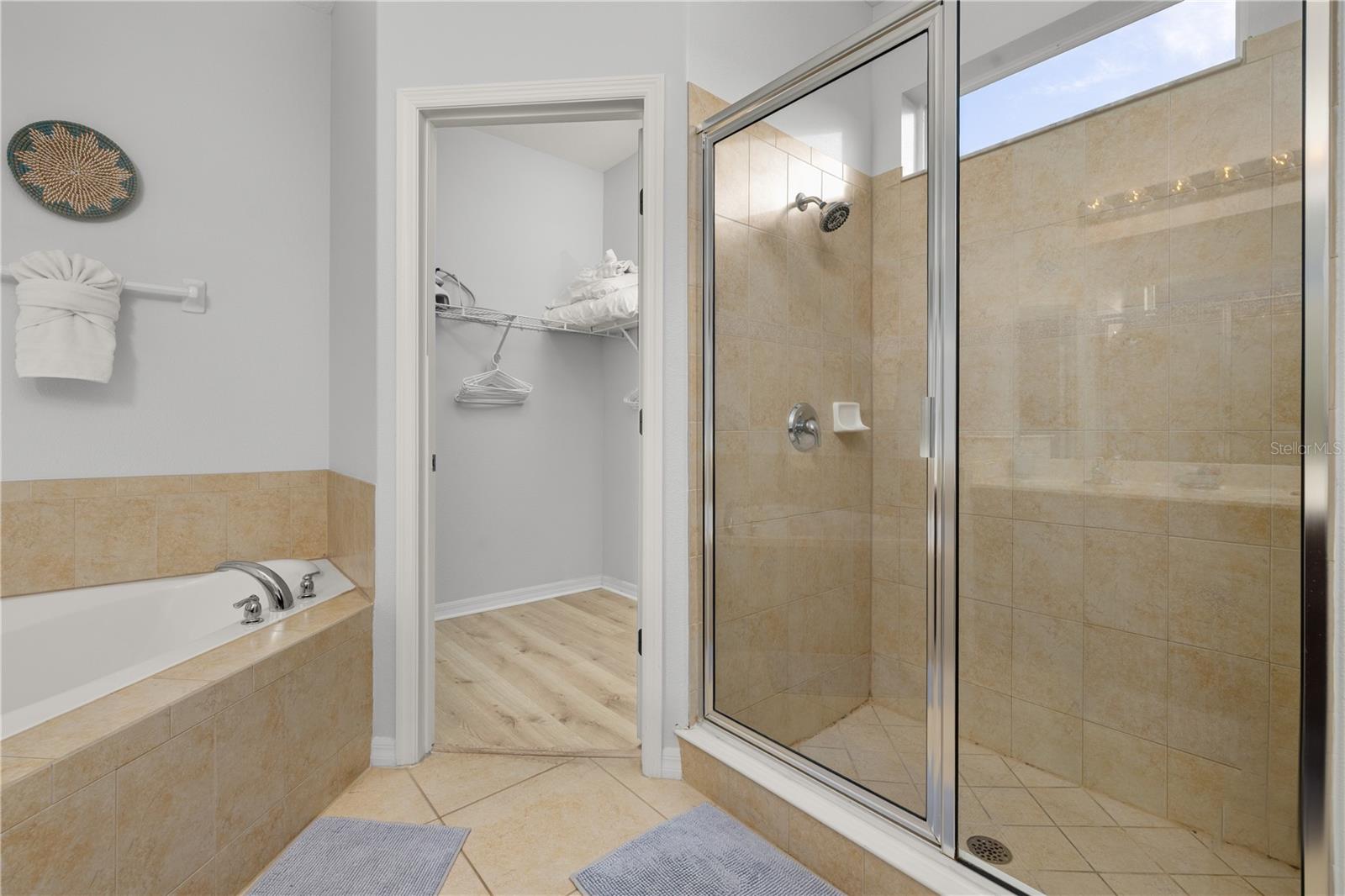 Image 25 of 47 For 115 Yellow Snapdragon Drive