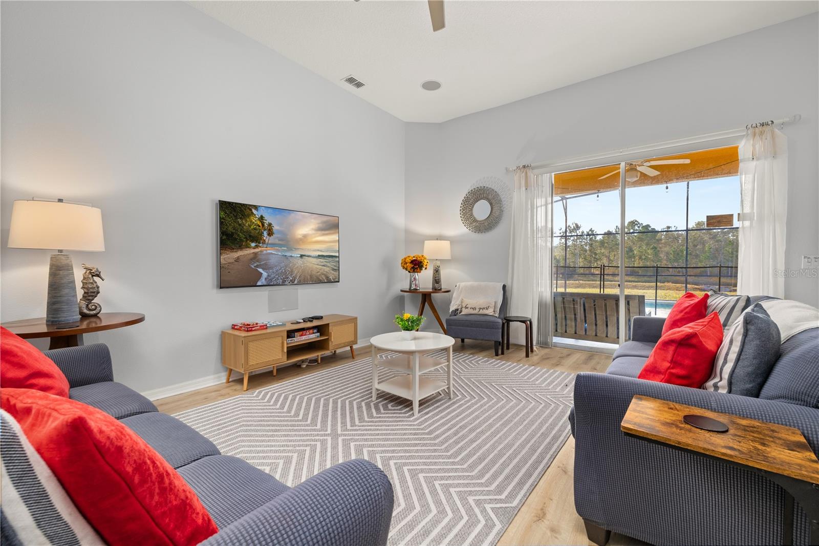 Image 4 of 47 For 115 Yellow Snapdragon Drive